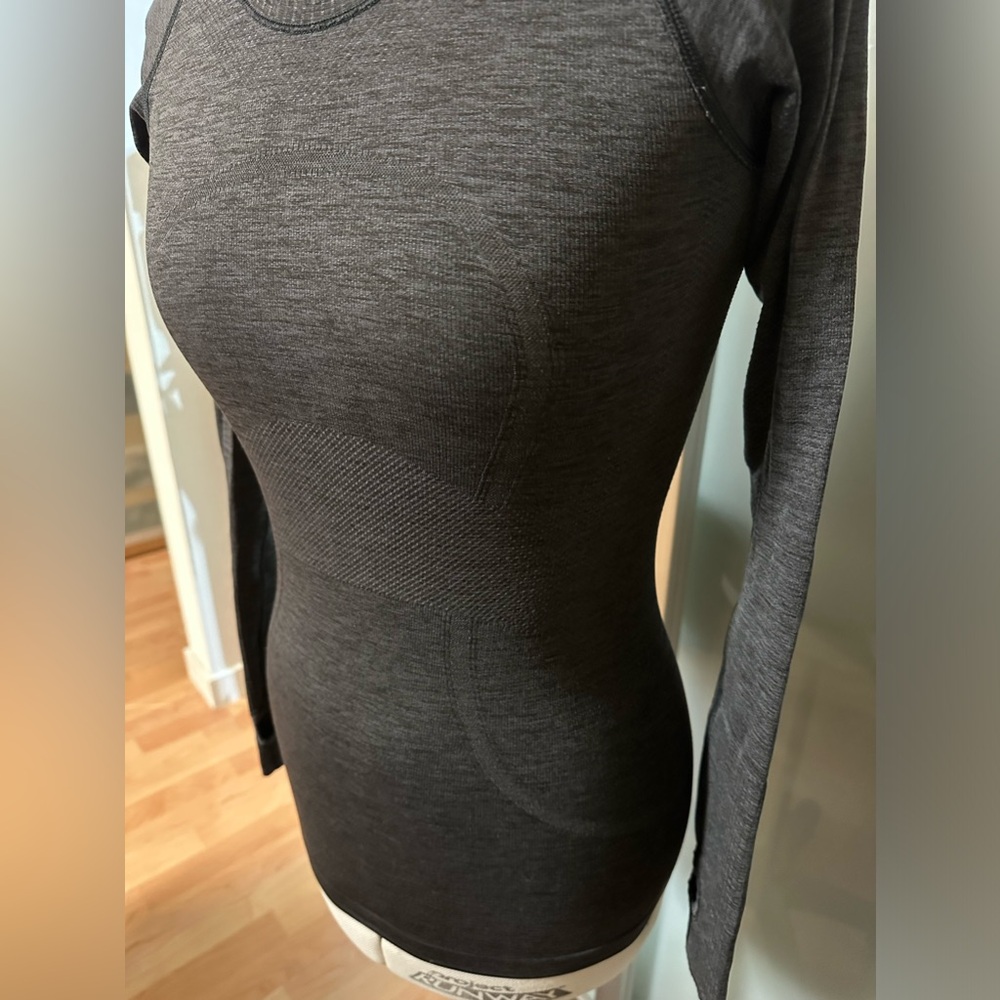 Charcoal Gray Swift Tech - image 2